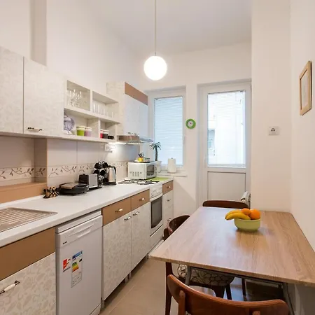 Jasmin Apartment