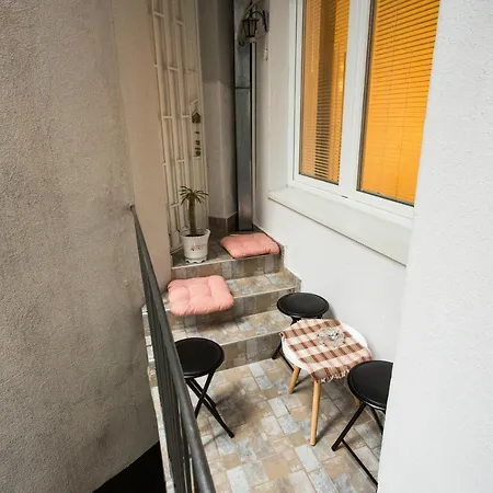 Jasmin Apartment